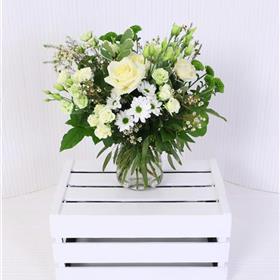 fwthumbClassic White Bqt.jpg